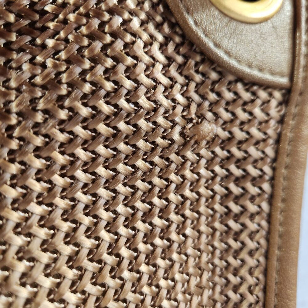 Mondani New York Handbag Woven Gold Tone Evening Formal Purse - Picture 12 of 12